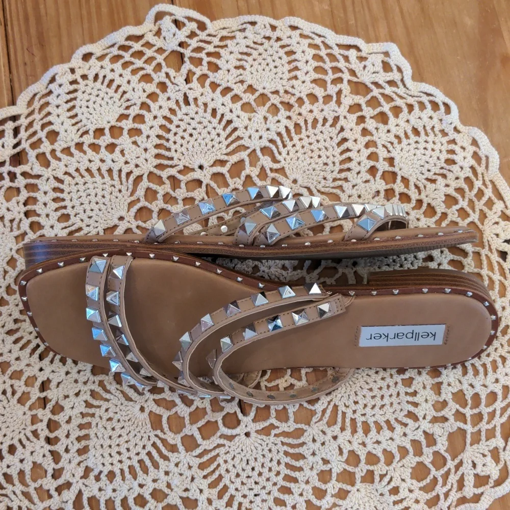 Kellparker Studded Strap Sandals, Size 9.5 - Picture 4 of 8
